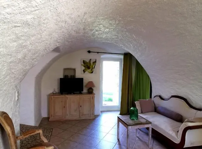 L'aghjalle Bed & Breakfast Santa-Reparata-di-Balagna